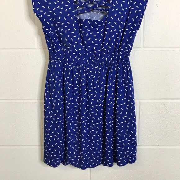 Forever 21 Womens (Juniors) Dress Blue Rayon Criss Cross Strappy Back Size S/P - Picture 5 of 12